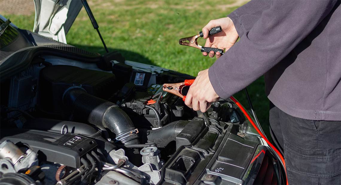 How to Use a Portable Jump Starter